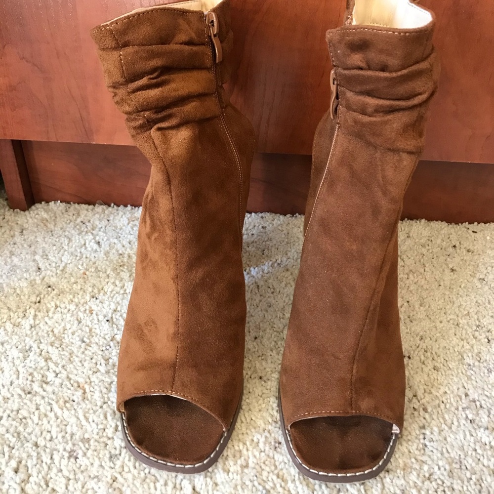 ~ New Venus Booties ~ - Picture 2 of 7